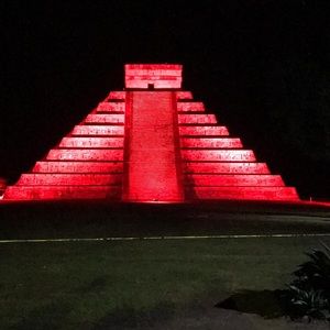 Meet your Posher, Carlos